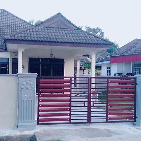 Sofea Guest House Kemaman Chukai Zewnętrze zdjęcie
