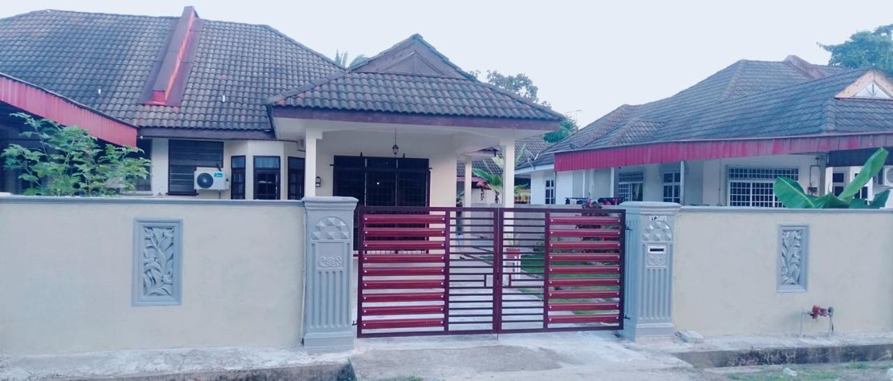 Sofea Guest House Kemaman Chukai Zewnętrze zdjęcie